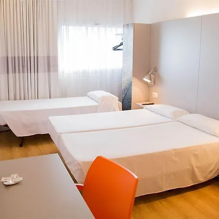 Girona 2 Ξενοδοχείο