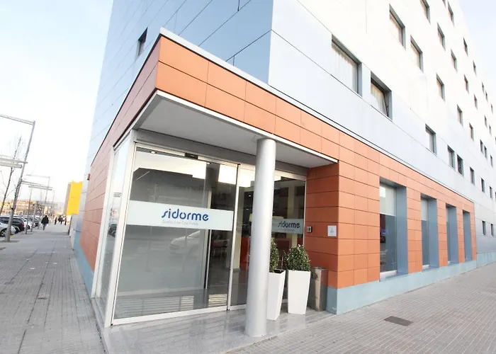 ホテル Girona 2 2*